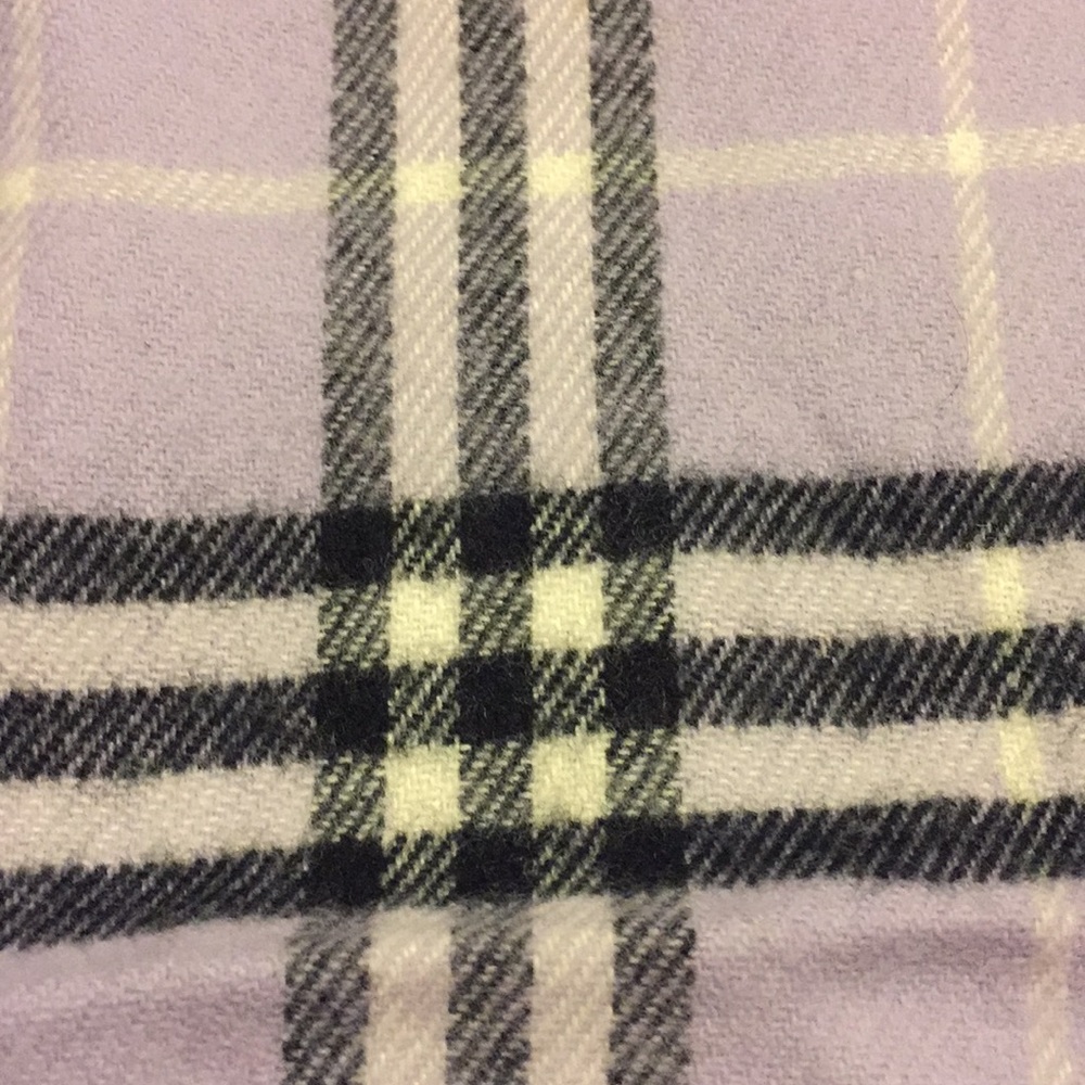 Burberry 🧣 - Picture 6 of 7